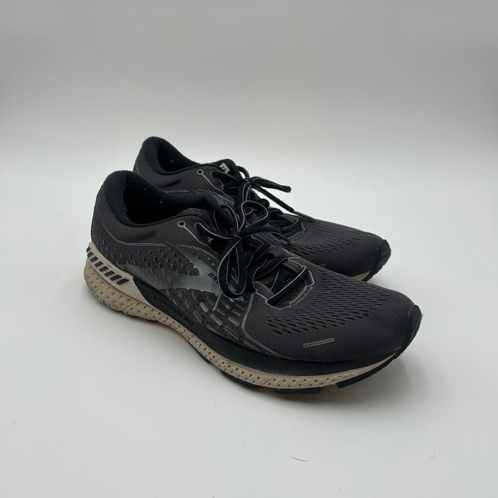 Brooks Men's Black and Grey Trainers